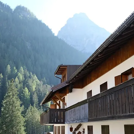 Gran Vernel Hause Apartment *